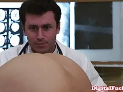 ممارسة الجنس في صالة عراقي فيلم سكس عراقي الألعاب الرياضية
