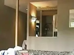 غارق في افلام سكسيه عراقيه خاصه نائب الرئيس والشمبانيا