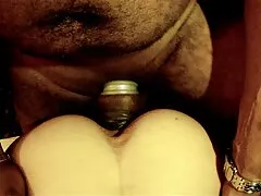 لاتينا افلام نيج عراقي مجعد على كرسي